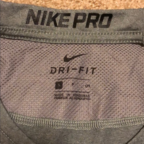 Nike Pro Dri-Fit - Picture 2 of 4